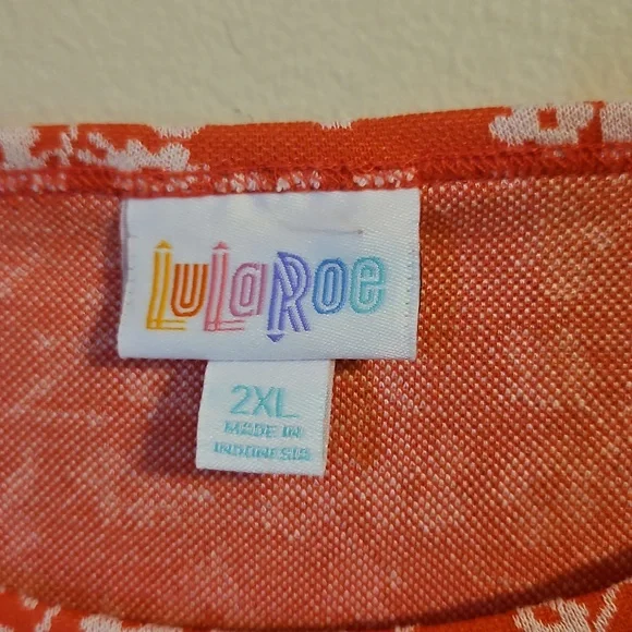 Lularoe Coral and White Floral Short Sleeve High Low Tunic Top. In EUC - Picture 2 of 5